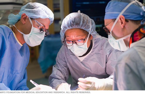 vascular-surgery-8col-3861762-0036